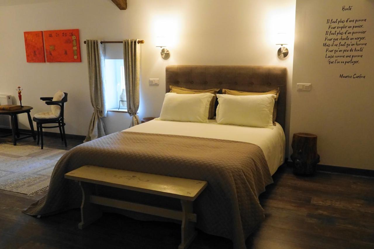 Challignac Le Chemin Bed & Breakfast エクステリア 写真