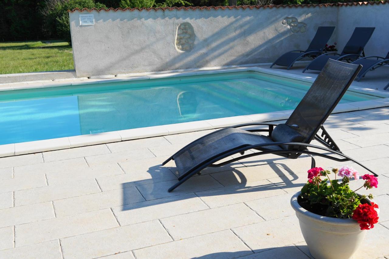Challignac Le Chemin Bed & Breakfast エクステリア 写真
