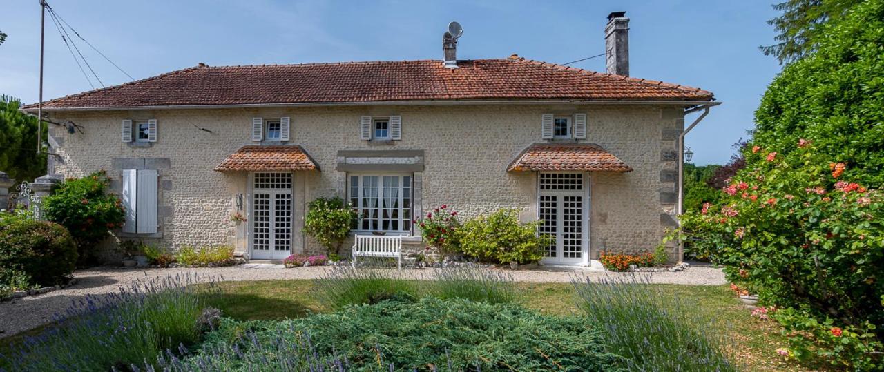 Challignac Le Chemin Bed & Breakfast エクステリア 写真