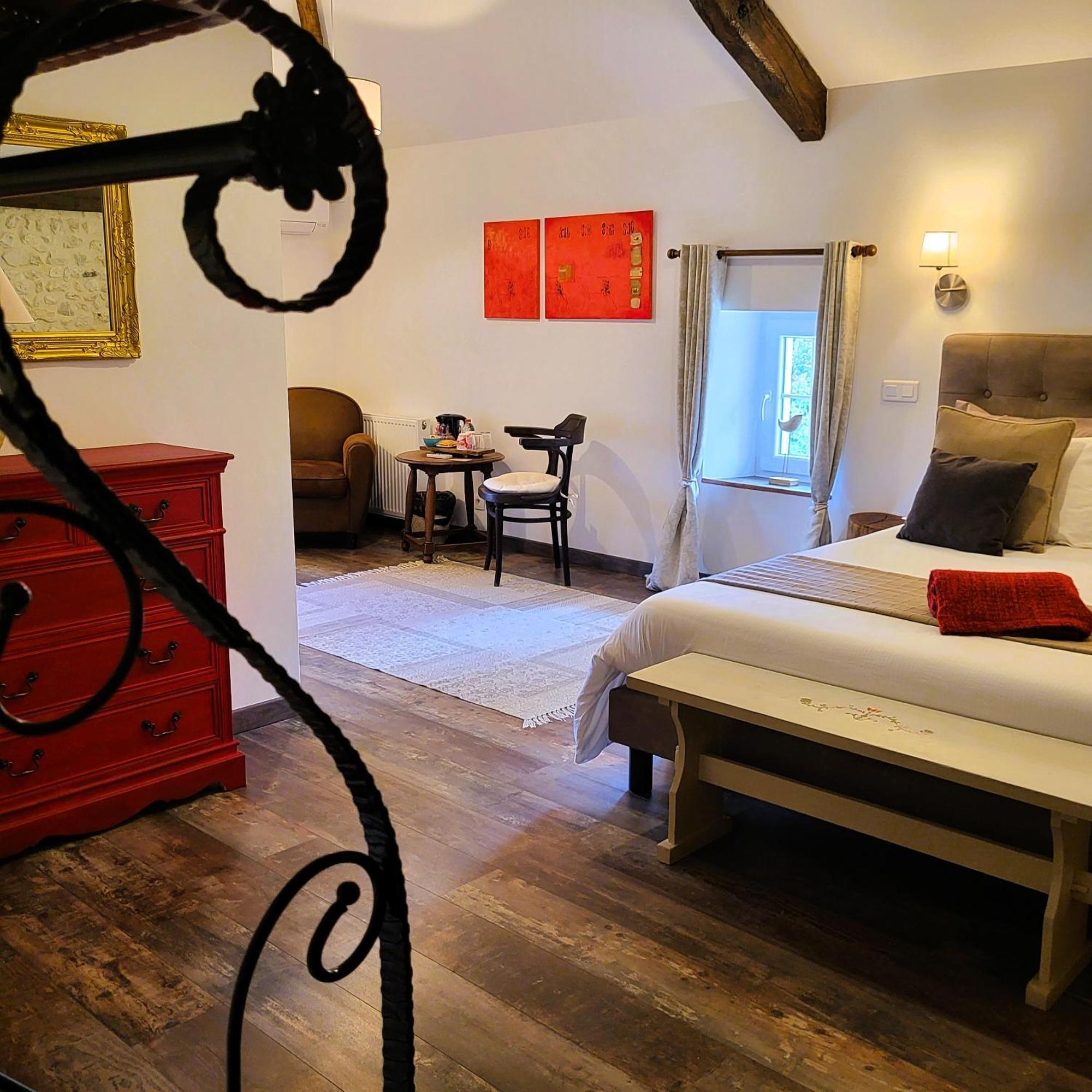 Challignac Le Chemin Bed & Breakfast エクステリア 写真
